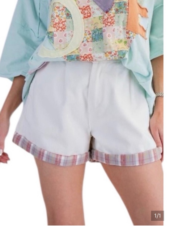 Easel Los Angeles Pants - White Women's Jean Shorts with Plaid Cuff